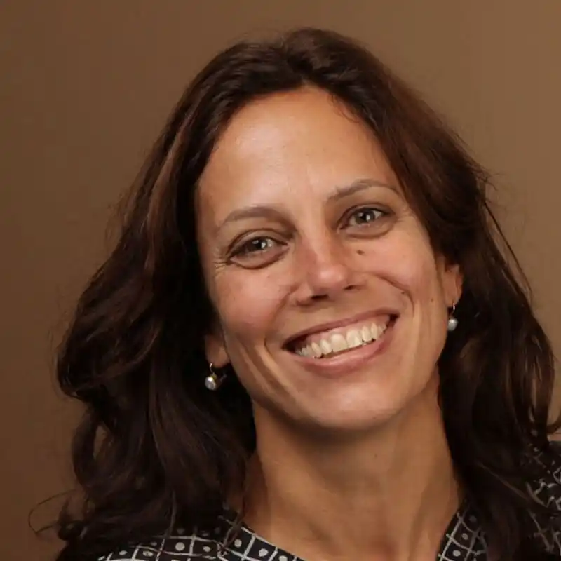 Elizabeth Karlsen